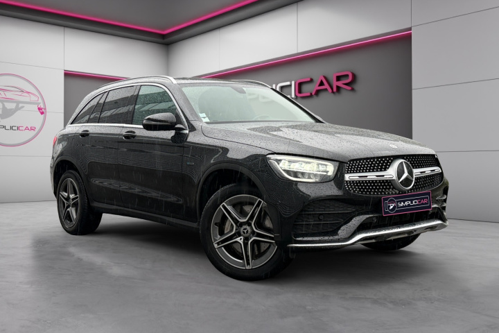 MERCEDES GLC